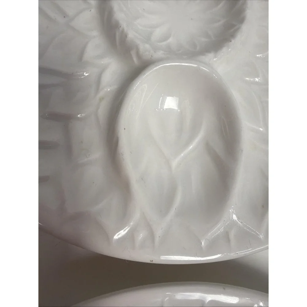 Set 4 White Artichoke Salad Plates 8.5